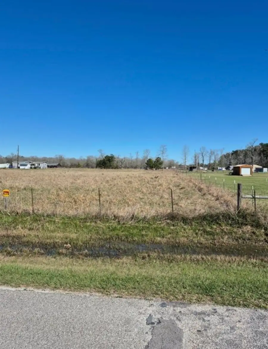 1030 County Road 190, Liberty, TX 77575 - Image #2