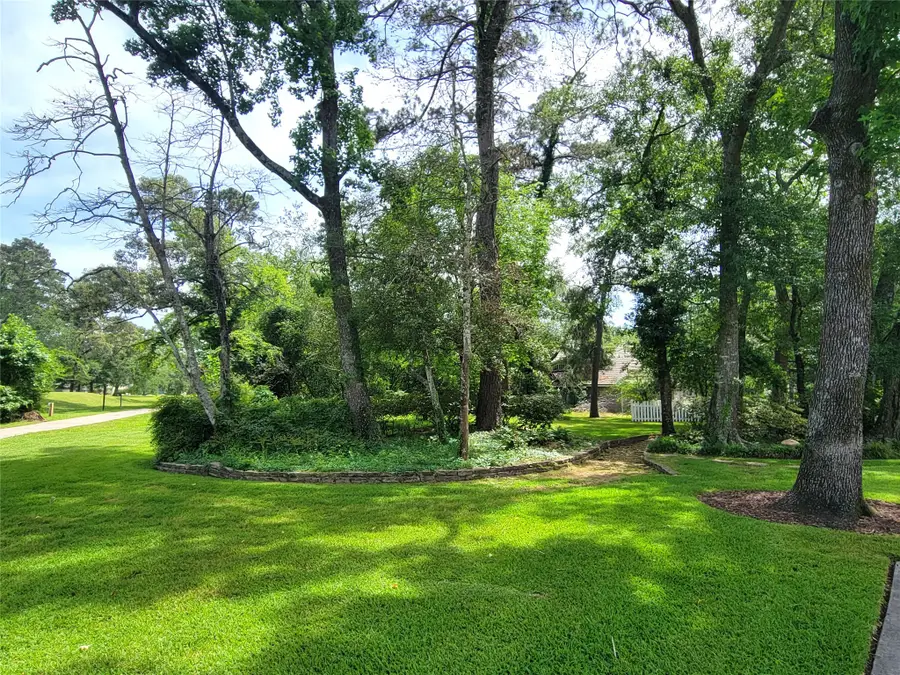 456 Lexington Court, Conroe, TX 77302 - Image #3