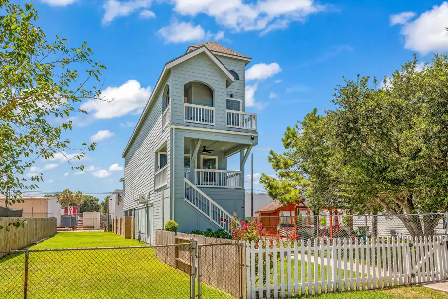 2811 Sealy Street, Galveston, TX 77550 - #2