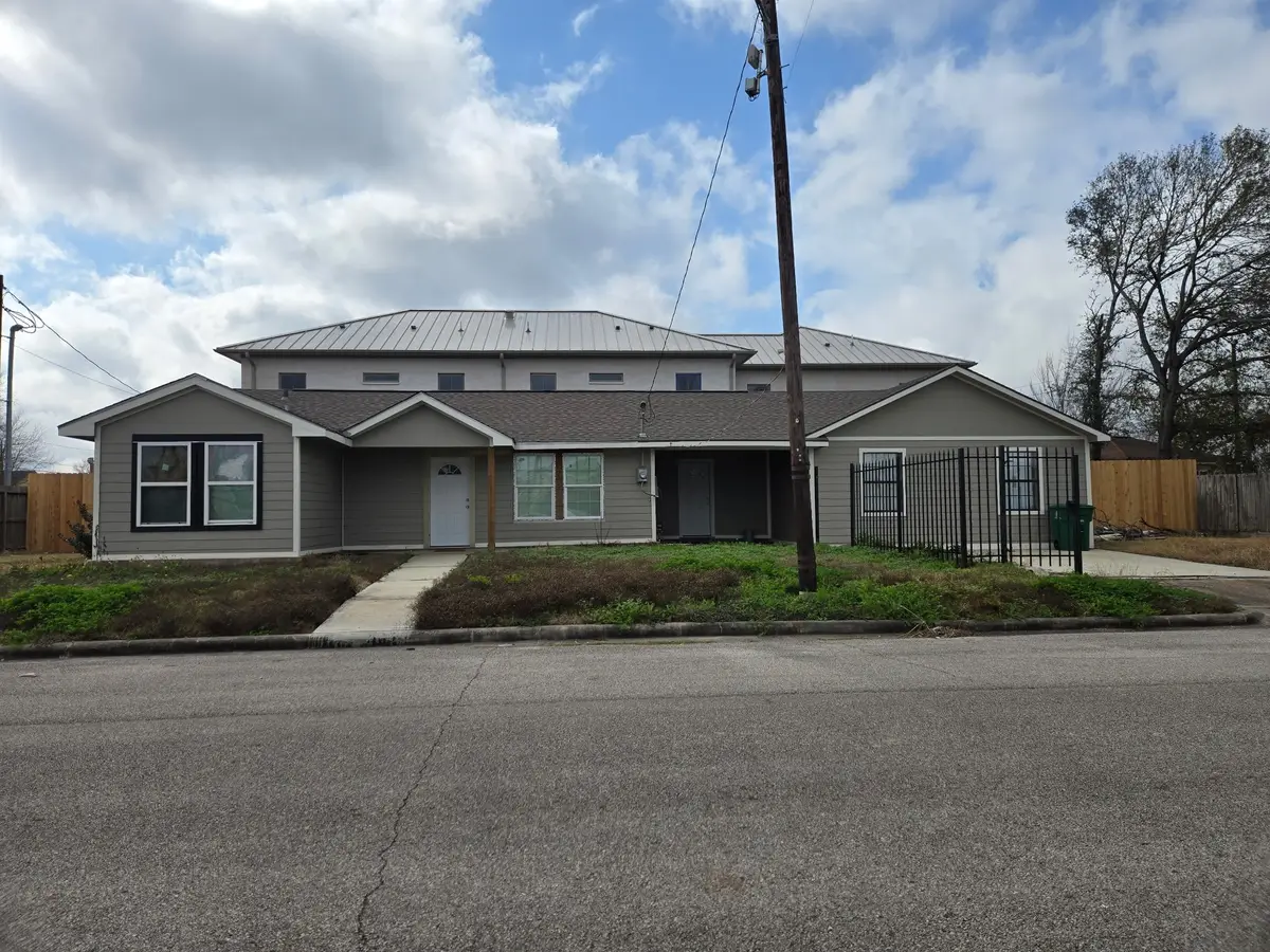 4718 Teton Street, Houston, TX 77033 - Image #1