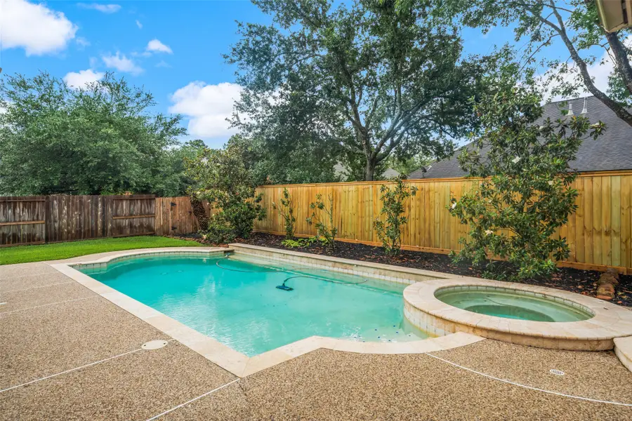 6014 Shady Birch Hollow, Kingwood, TX 77345 - Image #2