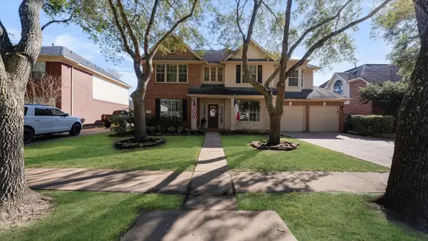 3230 Five Oaks Drive, Missouri City, TX 77459