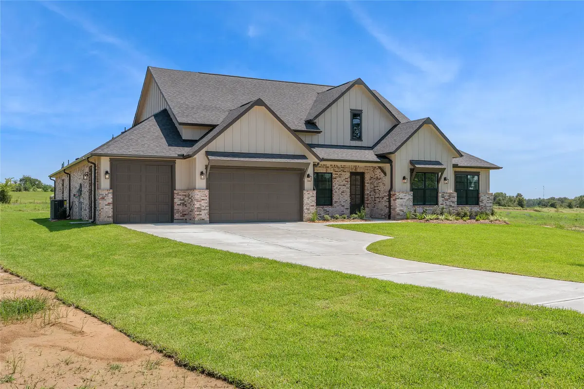 11582 Chapel Bend Drive, Montgomery, TX 77356 - Image #1
