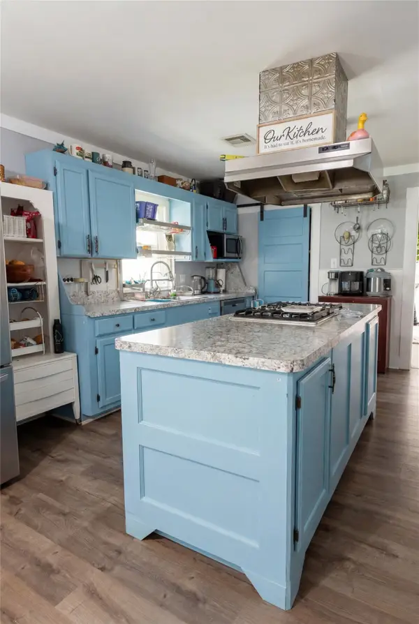 511 S Winfree Street, Dayton, TX 77535