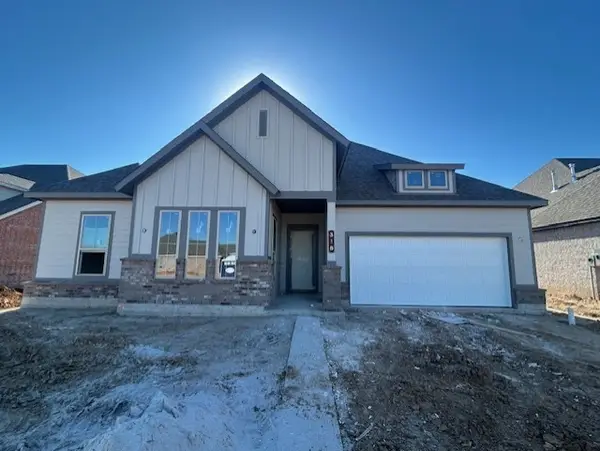 318 Legacy Point Drive, Sealy, TX 77474