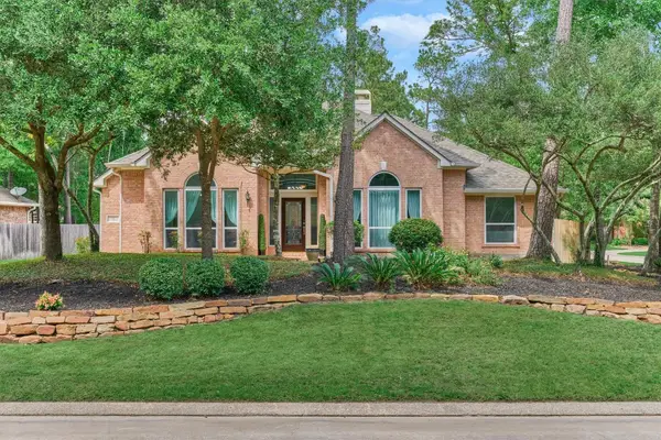 2 Candlenut Place, The Woodlands, TX 77381