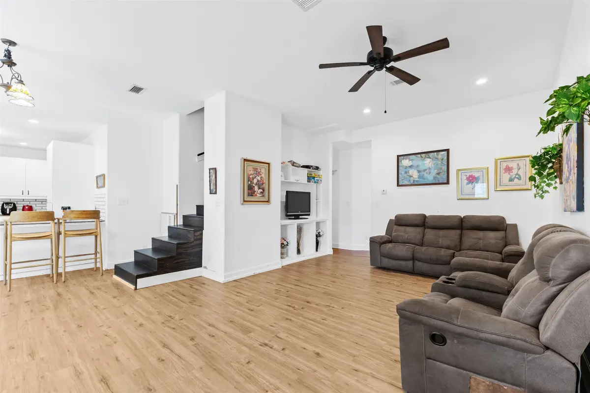 1004 Seelhorst Street, Brenham, TX 77833 - Image #1