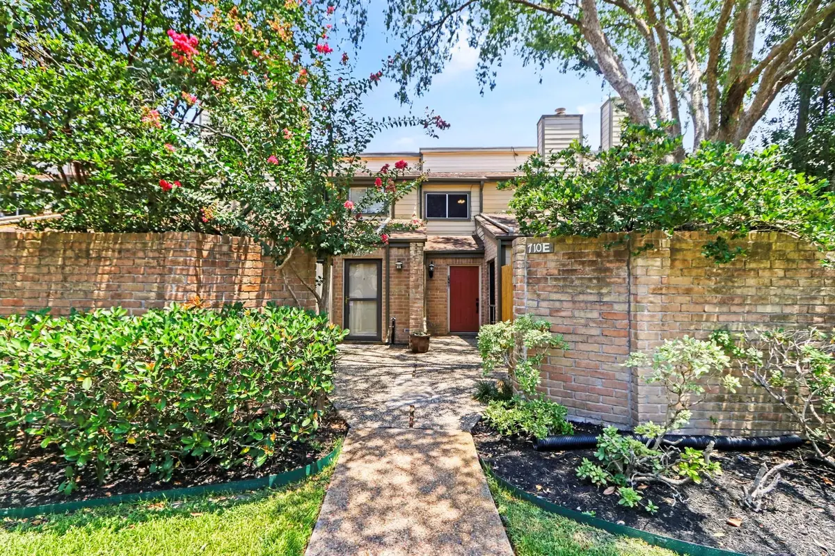 710 Country Place Drive #E, Houston, TX 77079 - Image #1