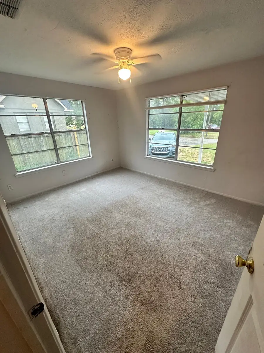 506 College Avenue, Jacksonville, TX 75766 - #2