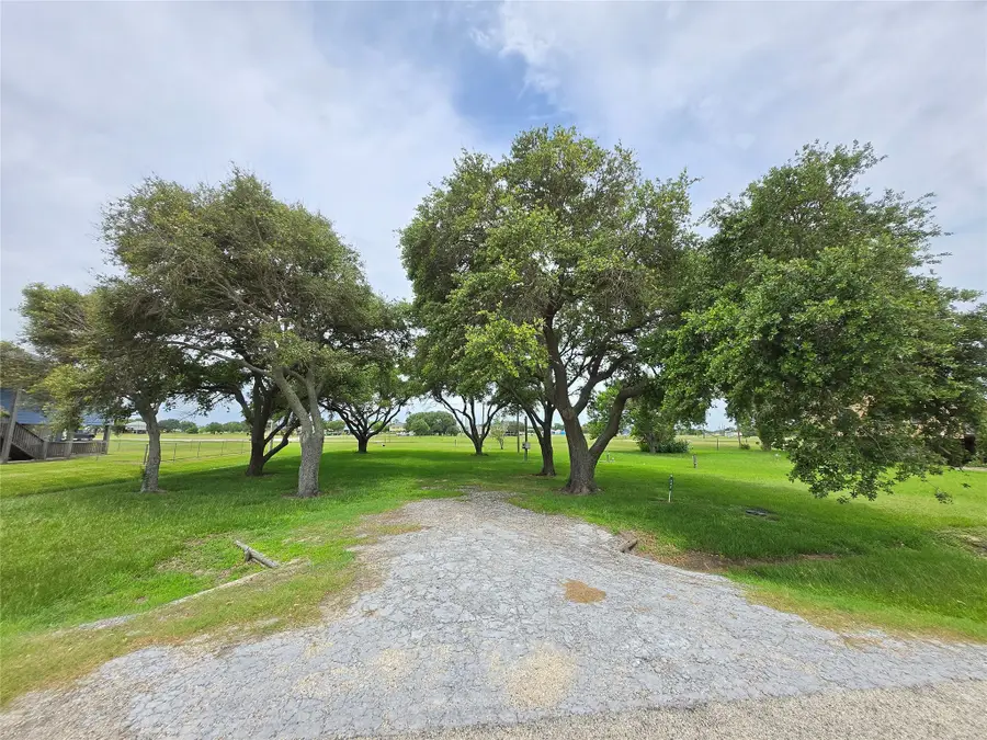 248 Stovall Drive, Palacios, TX 77465 - Image #2