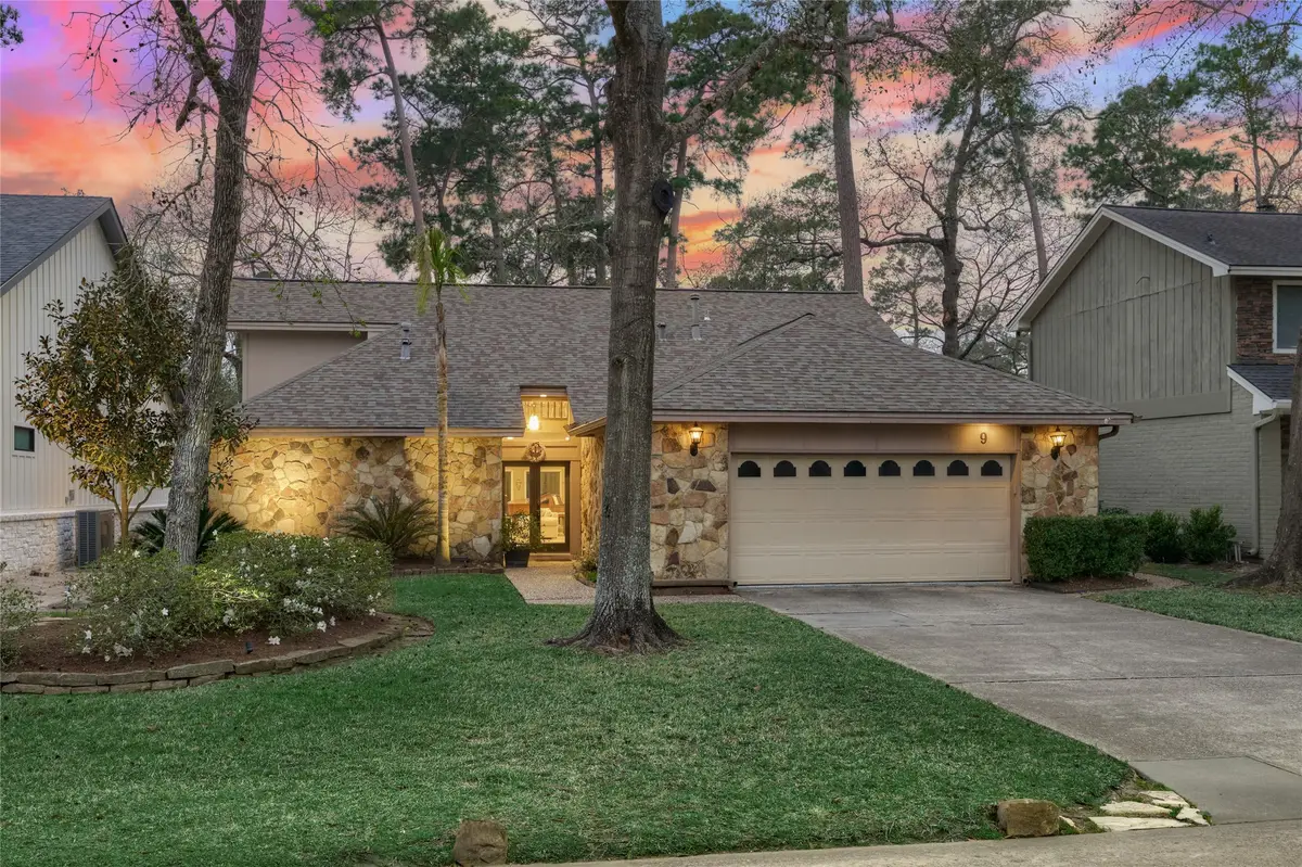 9 Huntsmans Horn Circle, The Woodlands, TX 77380 - #1
