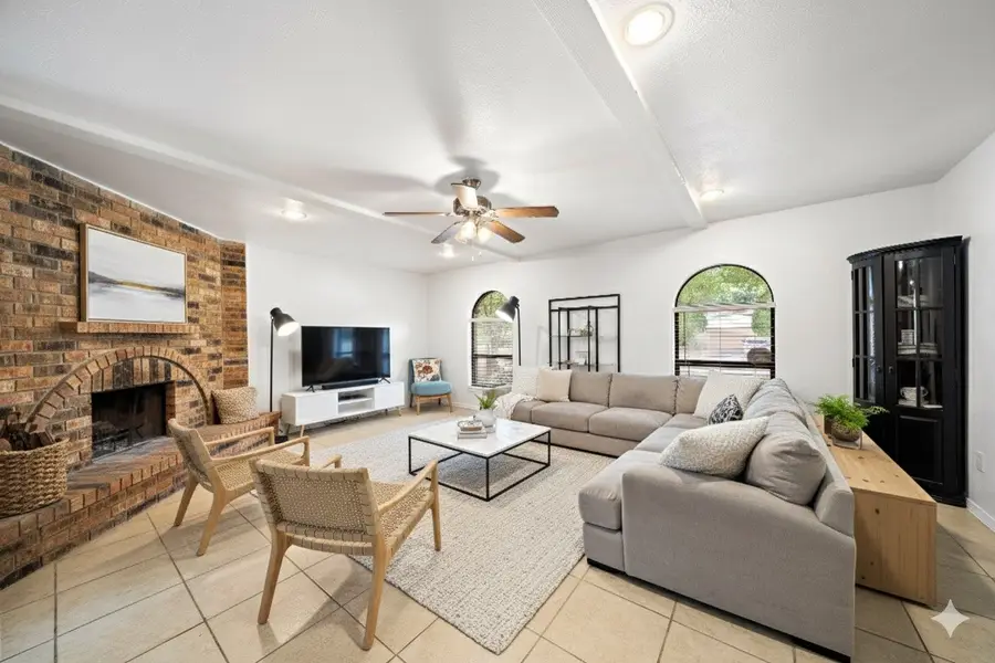 6725 Tara Drive, Richmond, TX 77469 - Image #3