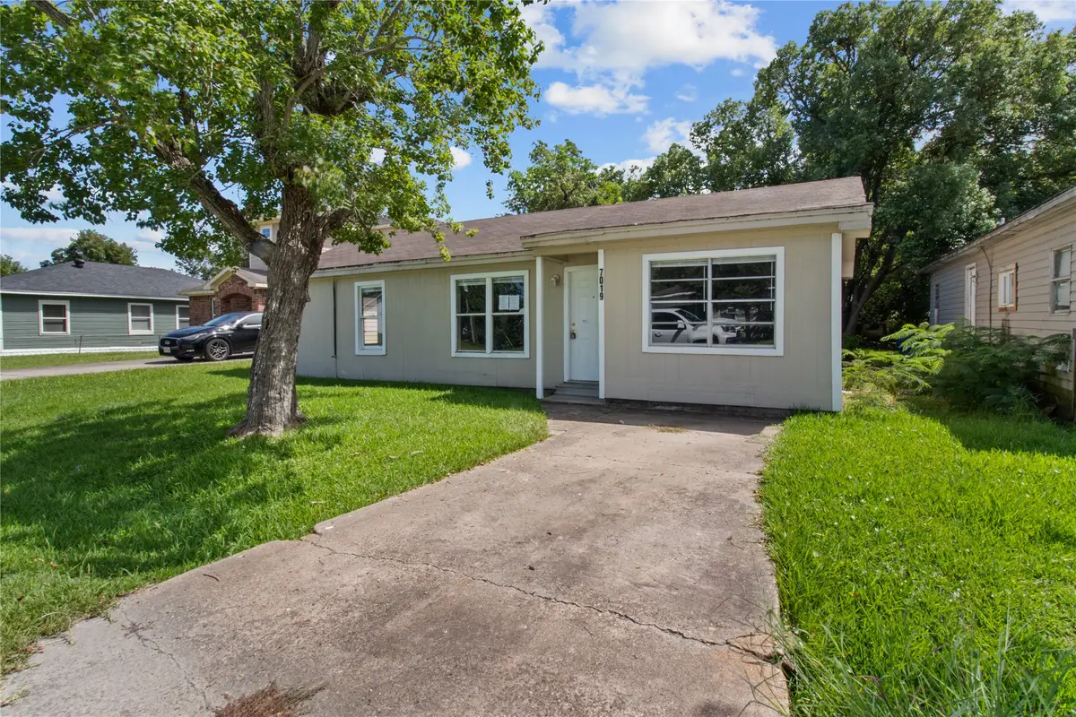 7019 Anderson Street, Texas City, TX 77591 - Image #1