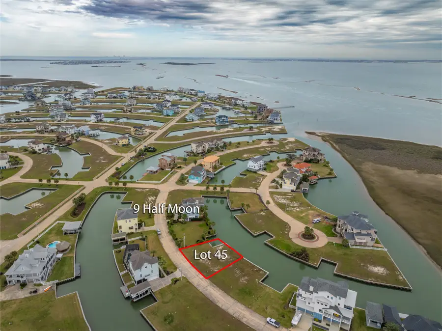 9 Half Moon, Hitchcock, TX 77563 - Image #2