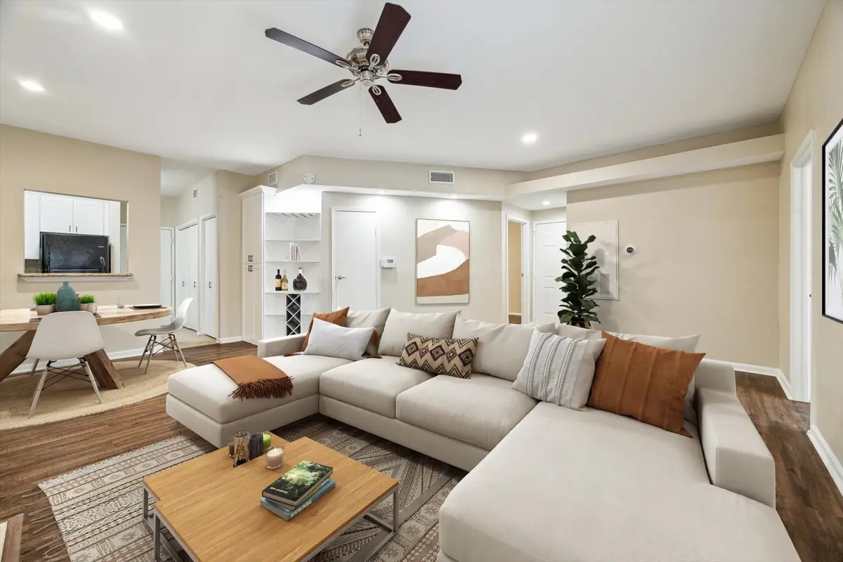 4901 Floyd Street #10, Houston, TX 77007 - Image #1