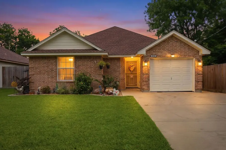 1916 41st Avenue N, Texas City, TX 77590 - #2