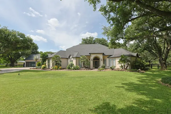 17514 Queenslake Drive, Cypress, TX 77429