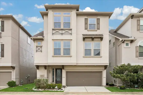 9628 Cambridge Manor Lane, Houston, TX 77045
