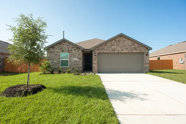 1214 Paradise Found Drive, Iowa Colony, TX 77583