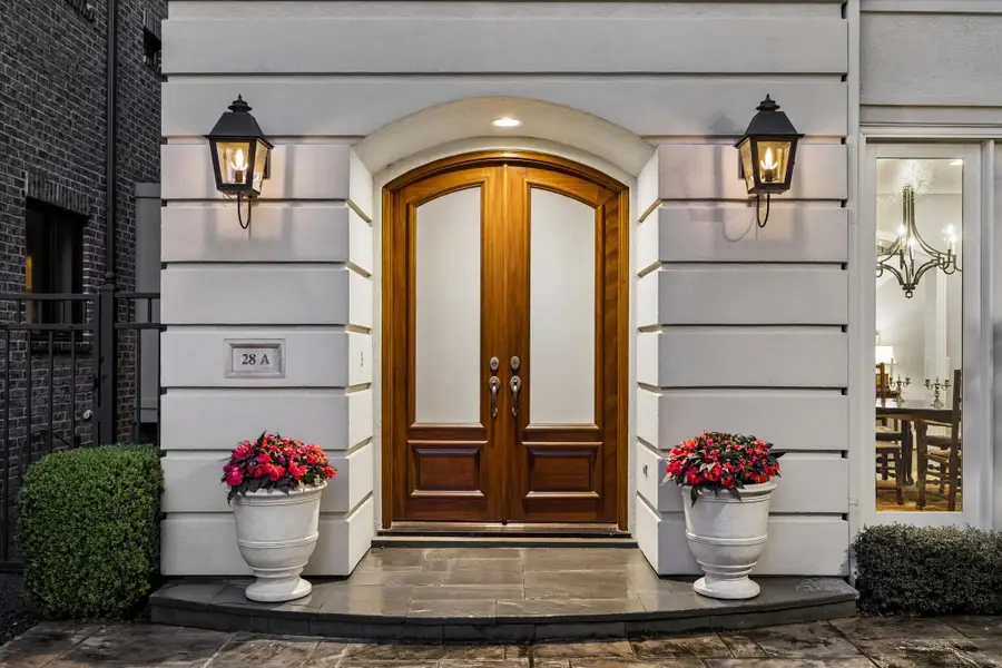 28 Hackberry Lane #A, Houston, TX 77027 - #2