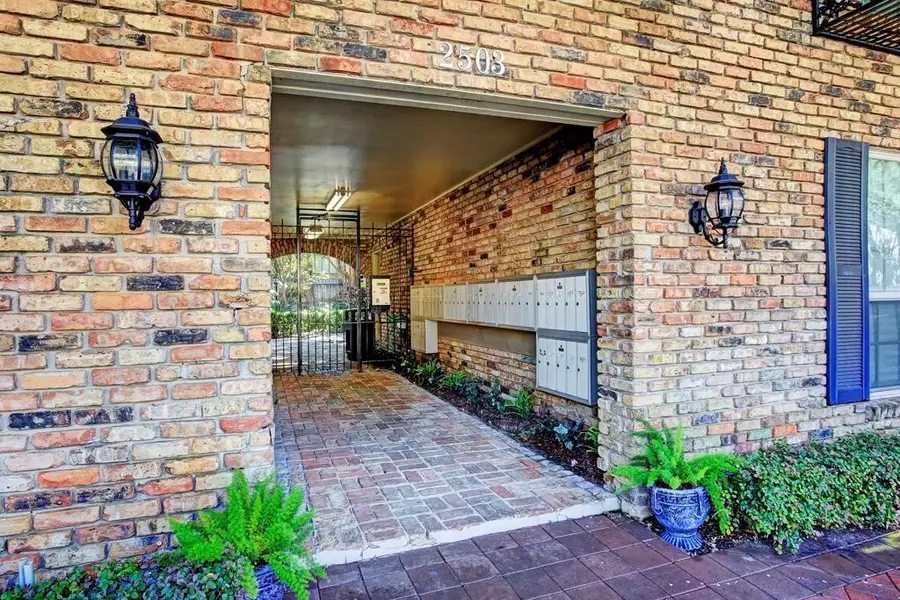 2503 Mccue Road #2, Houston, TX 77056 - #2