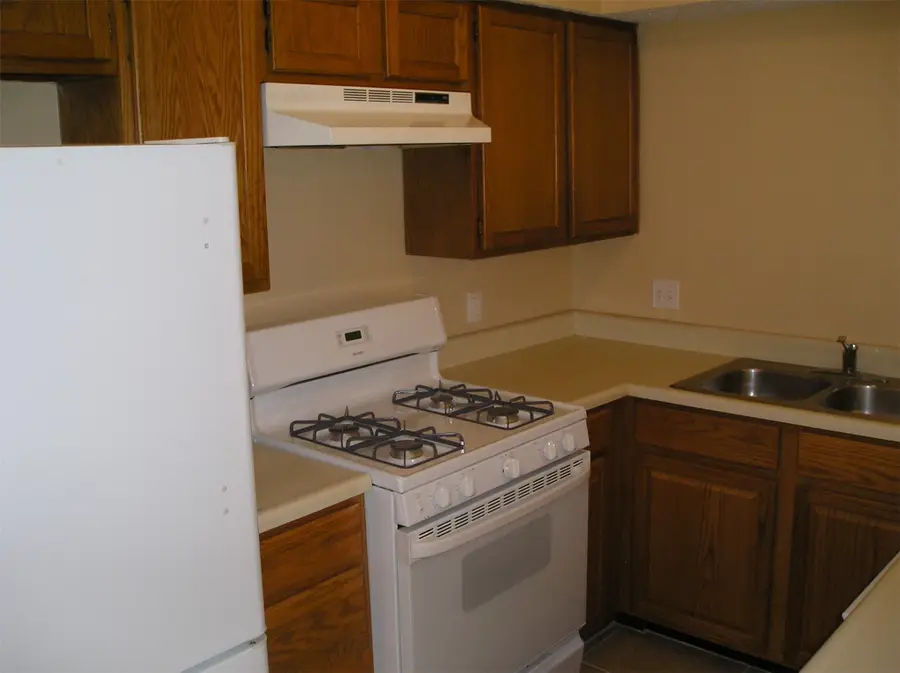 5810 Twisted Pine Court #B, Houston, TX 77039 - #3