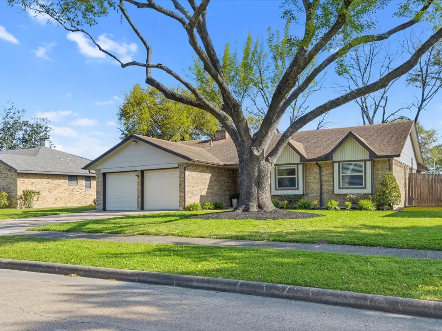 10531 Sageyork Drive, Houston, TX 77089 - #2