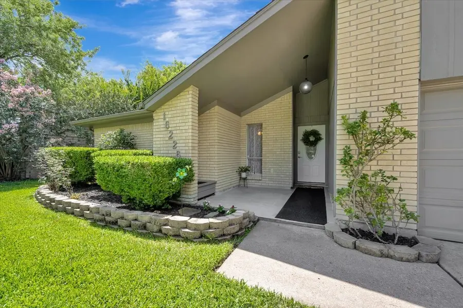 16226 Mill Point Drive, Houston, TX 77059 - #2