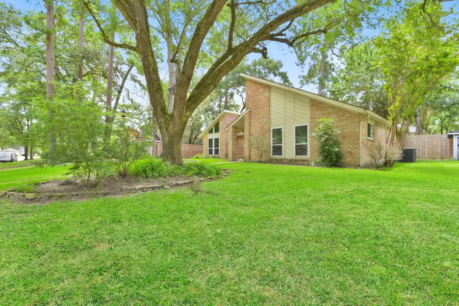 1910 Lakeville Drive, Houston, TX 77339 - Image #3