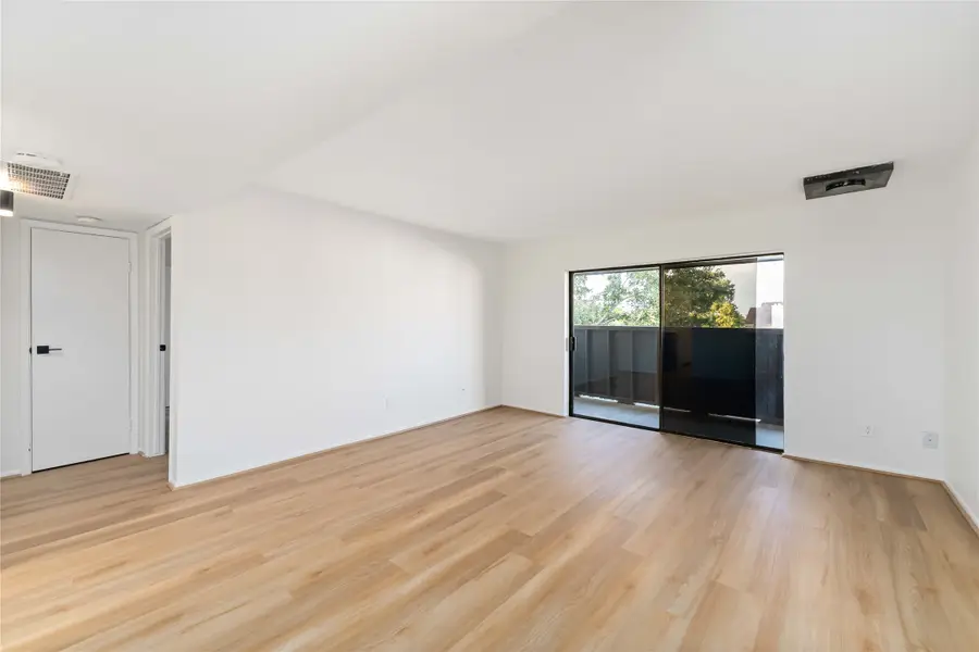 3015 Walnut Bend Lane #31, Houston, TX 77042 - #2