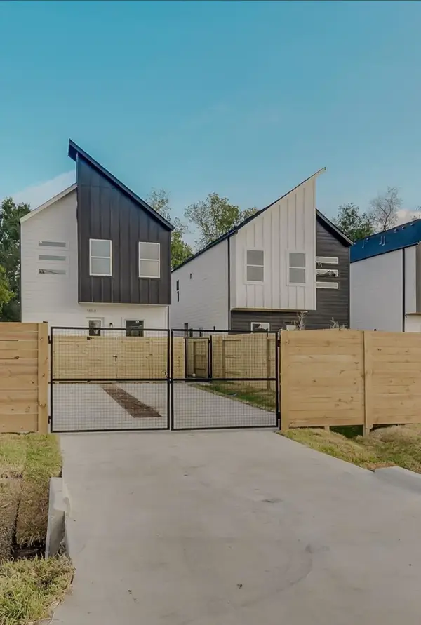 5914 Shelburne Unit C And D Street, Humble, TX 77396
