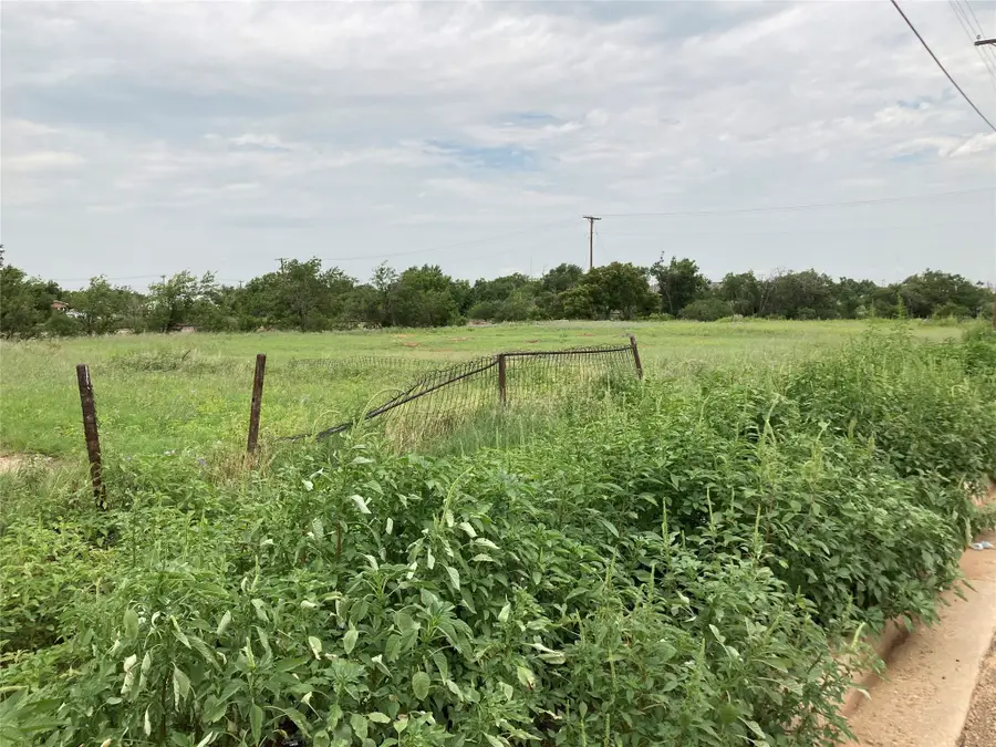 1479 Holman Rd Road, Burkburnett, TX 76354 - Image #3