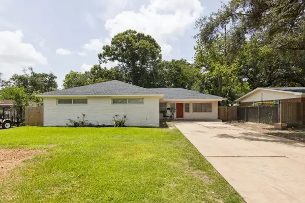 1606 Oaks Drive, Pasadena, TX 77502