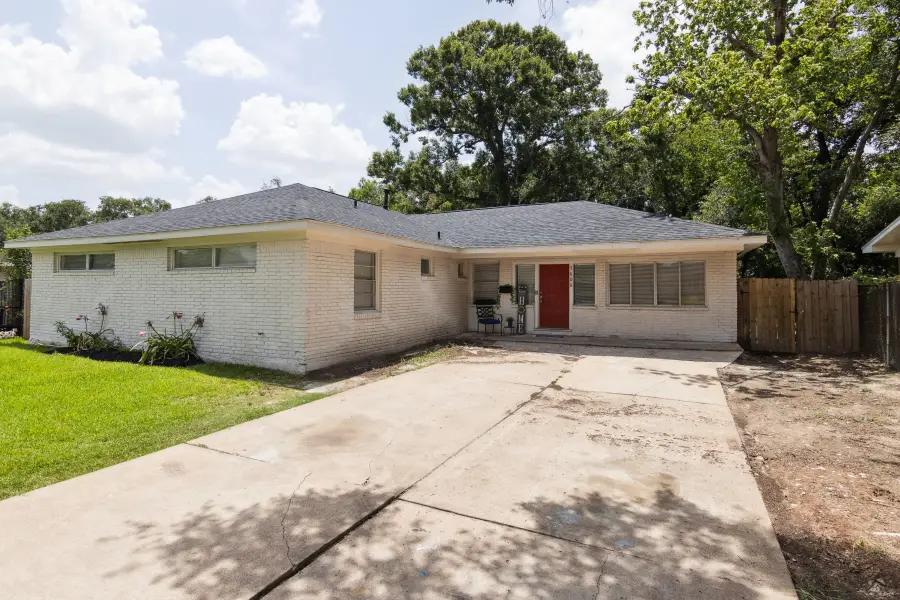 1606 Oaks Drive, Pasadena, TX 77502 - Image #3