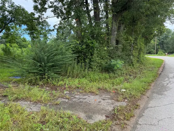 10100 Plum Grove, Cleveland, TX 77327