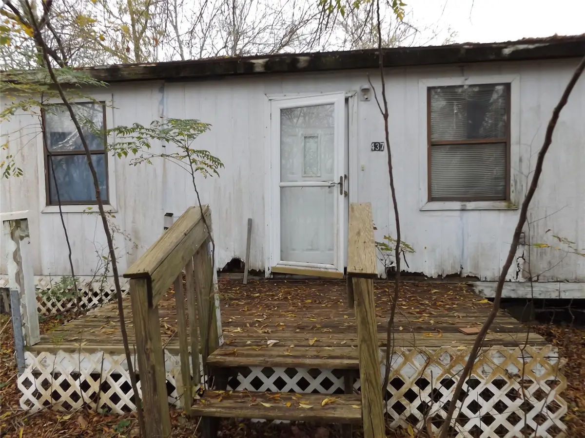 437 8th Street, Dickinson, TX 77539 - Image #1