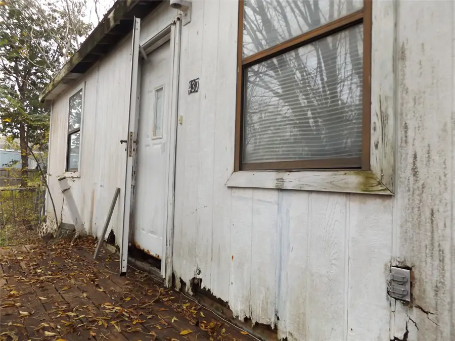 437 8th Street, Dickinson, TX 77539 - Image #2