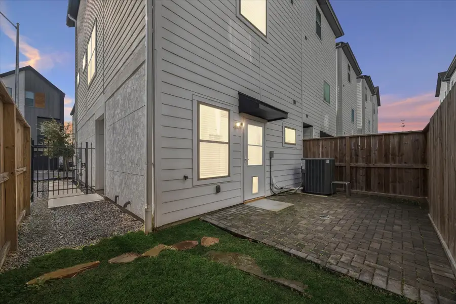 3710 Creekmont Gardens Lane, Houston, TX 77091 - #2