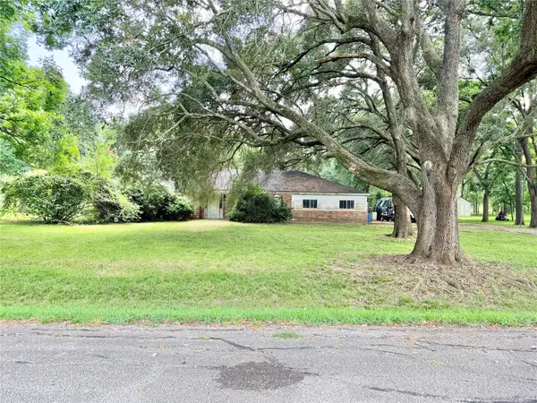 1921 Melody Lane, Richmond, TX 77406
