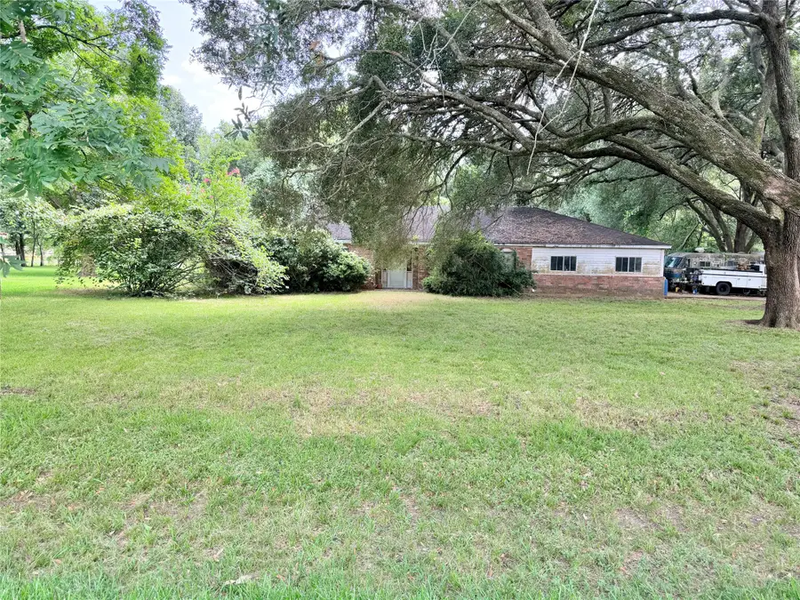 1921 Melody Lane, Richmond, TX 77406 - #2