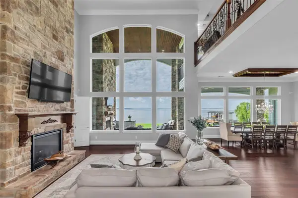 248 Waterfront Drive, Livingston, TX 77351