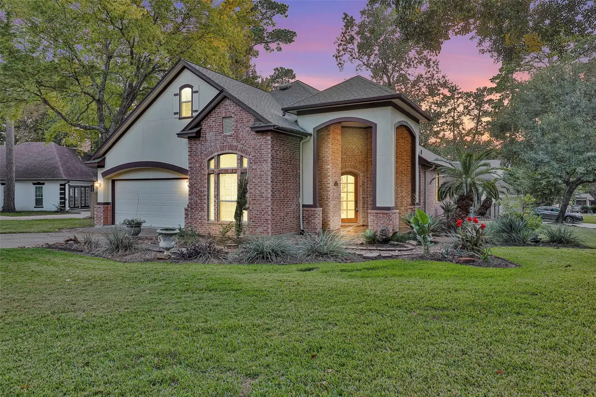 111 S Park Drive, Montgomery, TX 77356 - Image #1