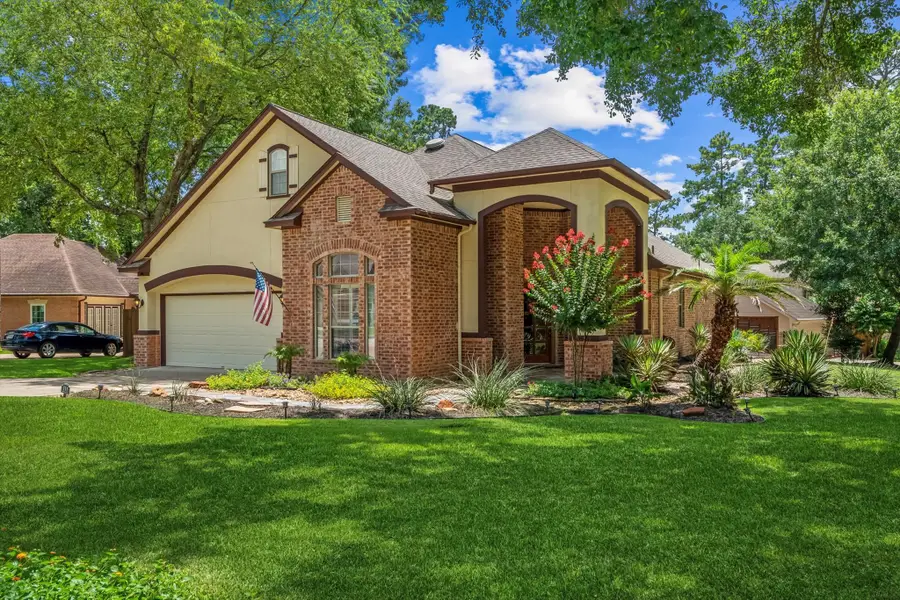 111 S Park Drive, Montgomery, TX 77356 - Image #2