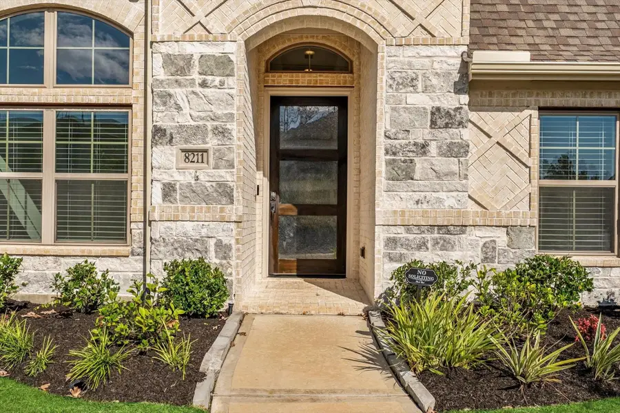 8211 Jones Gap Lane, Porter, TX 77365 - Image #2