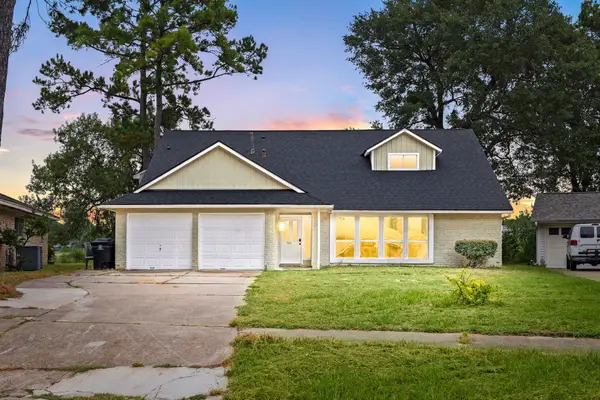 5914 Lawn Lane, Houston, TX 77088