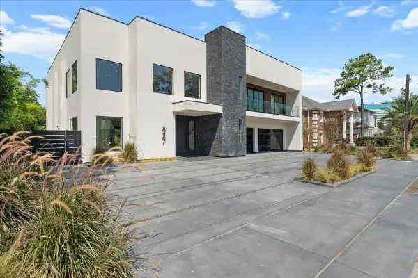 827 Bunker Hill Road, Houston, TX 77024