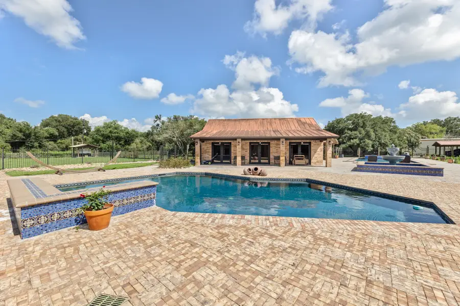 1226 County Road 45, Angleton, TX 77515 - #3