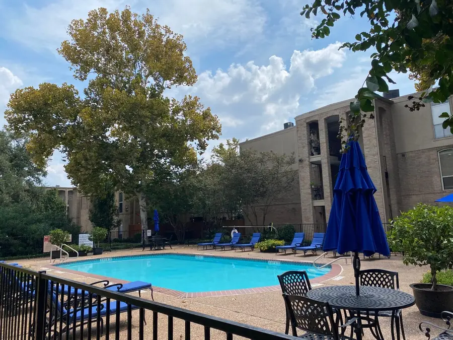 4649 Wild Indigo Street #337, Houston, TX 77027 - Image #2