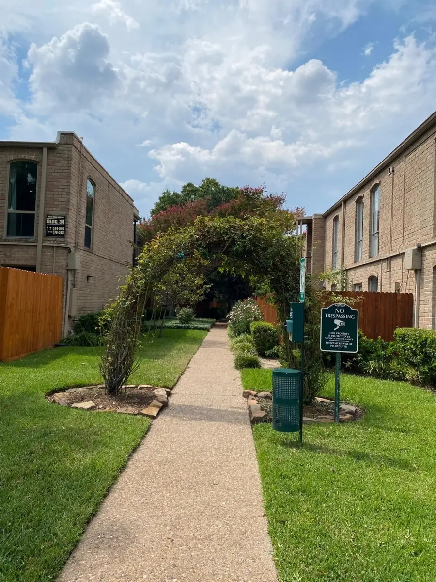 4649 Wild Indigo Street #337, Houston, TX 77027 - Image #3