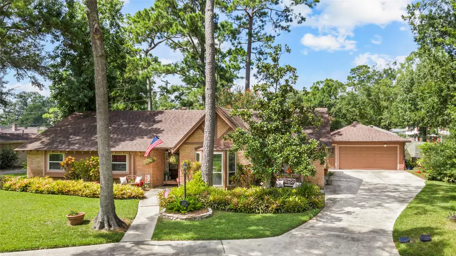 2704 Yorktown Drive, Dickinson, TX 77539 - #2